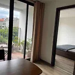 Can Ho Cao Cap 85M2 2Br Doi Dien Aeonmall Longbien