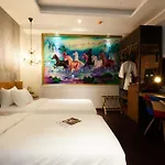 B&B Hanoi Hotel