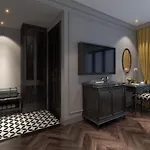 Bay Luxury