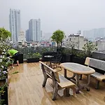 Delux Tay Ho Homestay