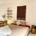Sushi Ba Dinh Homestay Hang Bun St Lane38 No16