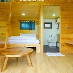 Bavi Myan Maison Venuestay