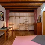 L\'Amant Homestay
