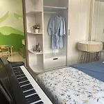 Lu Luxury Homestay Et Apartment - Vinhomes Smart City Hanoi