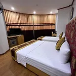 Khach SạN Van Nam &Hoanganh