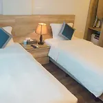 A25 Hotel - Hoang Dao Thuy 1