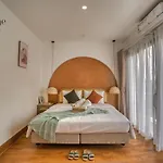 Irest Orange Tay Ho Lakeside Apartment