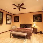 Villa Ba Hat De