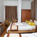 Hottel Phuong Dong