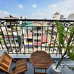 Sunny Days Apartment & Hotel