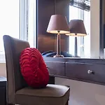 Hanoi Center Silk Charming Hotel & Travel