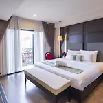 Hanoi Center Silk Charming Hotel & Travel