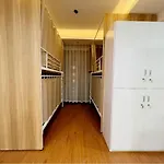 Ky Tuc Xa Vincom Tran Duy Hung - Hai Khu Nam Nu Rieng Biet