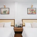 Charming Moon Hotel