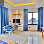 Hanz Light House Condo Hotel