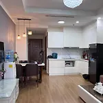 U Home - 1 Bedroom Apartment At Vinhomes Royal City