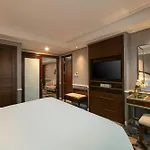 The Oriental Jade Hotel