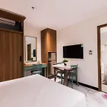 Luxe Paradise Suites Hotel Hoang Cau
