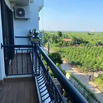 26421 Panorama Green View Studio