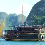 Hanoi Siva Luxury Hotel & Travel