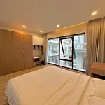 Bens House - 40M Large, Full Stuff, Tv Netflix, Quiet Area