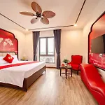 Lake Hotel Soc Son
