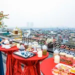 Shining Central Hotel & Spa