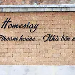 Nha Ben Suoi - Venuestay