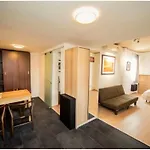 Elegant Studio Yet Kieu