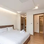 Luxury Serviced Apartment Vinhomes Metropolis Premium