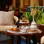 Gloud Hotel