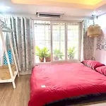 Duplex Warm Hanoi, 2 Bedrooms, Old Quarter, 3Mins To Hoan Kiem Lake