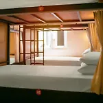 Drift Backpackers Hostel