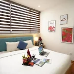 Valley Hotel &Travel