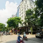 The Bloom Classic - Hotel And Bistro