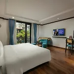Media Central Hotel & Spa