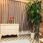 Friends House Hanoi Homestay