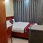 Simple 14 Nha Chung