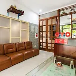 Giao Thong Hotel