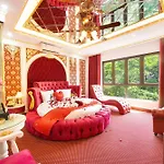 King\'S Hotel Linh Dam 1
