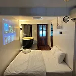 Feliz Homestay Hang Ngang