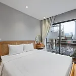 Lakeview Residence Hotel