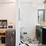 Unique Train Street / Old Quarter View Apartment