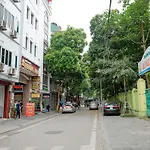 Phuong Nam Hotel Aeon Mall Long Bien