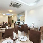 Rising Dragon Legend Hotel