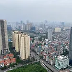 Lilyhome - Vinhomes D\'Capitale Services Apartment