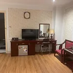 OYO 668 New Amely Hotel