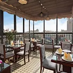 Golden Moon Suite Hotel & Travel