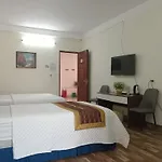Family Transit 2 Hotel