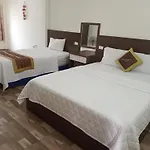 Family Transit 2 Hotel
